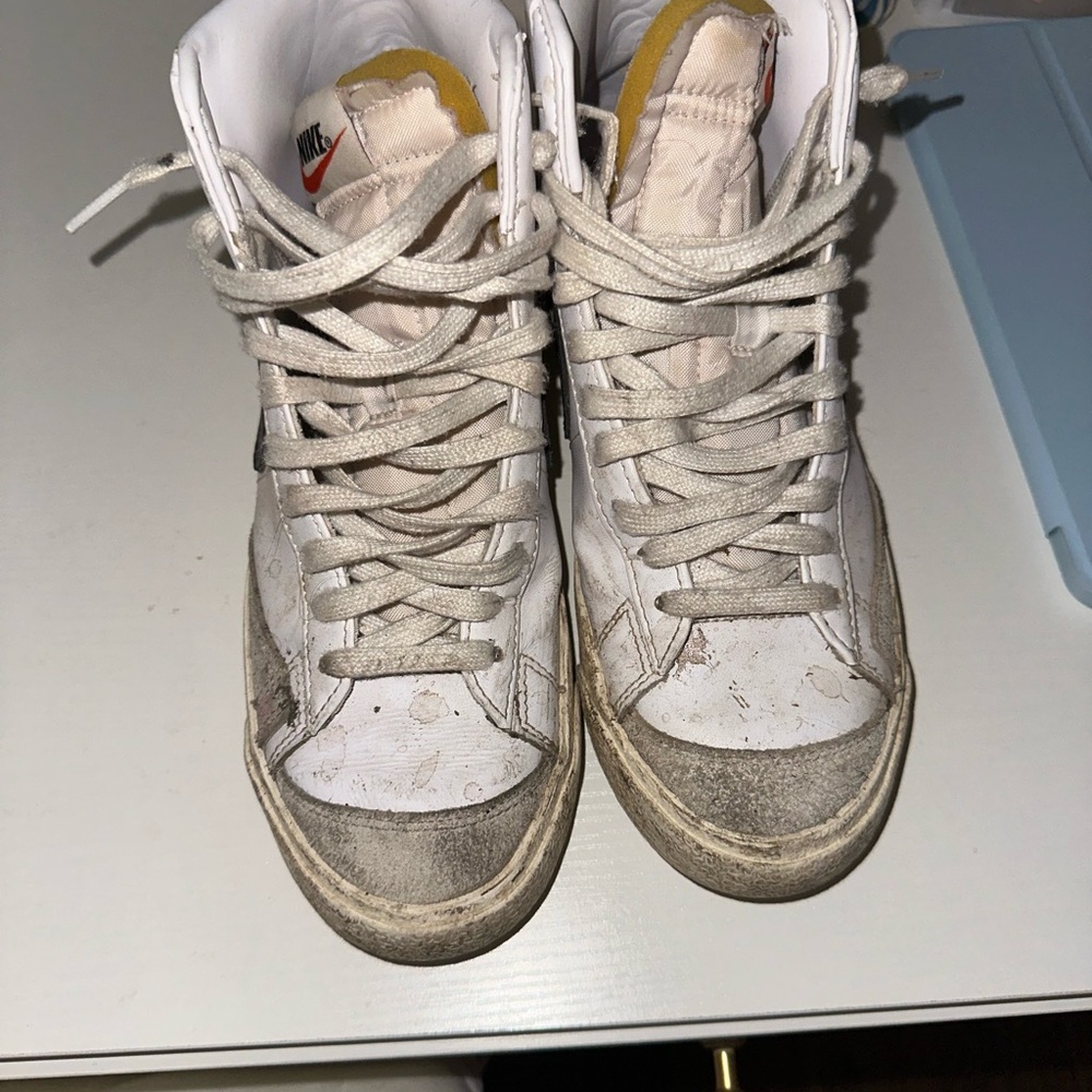 Nike blazer mid 77